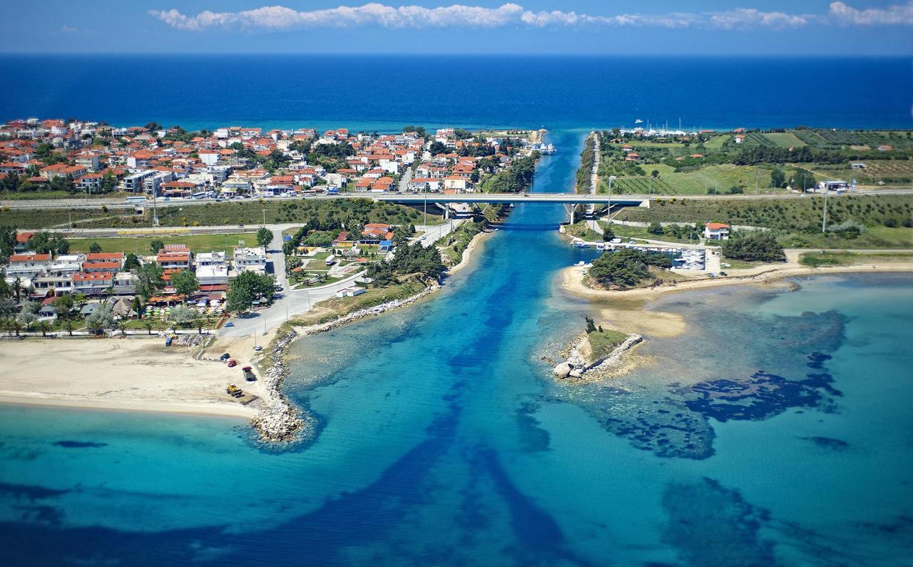 Aqua Luxury Villas Nea Poteidaia Esterno foto